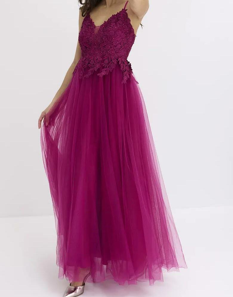 ELEGANCKA MAXI SUKIENKA Z KORONKĄ 