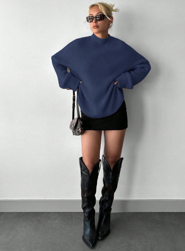 GRANATOWY SWETER GUZIKI