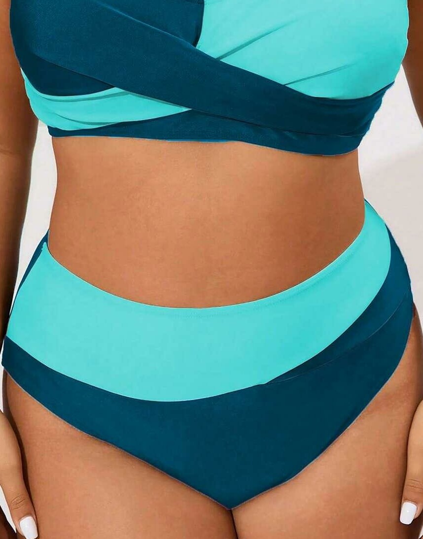 dół od bikini