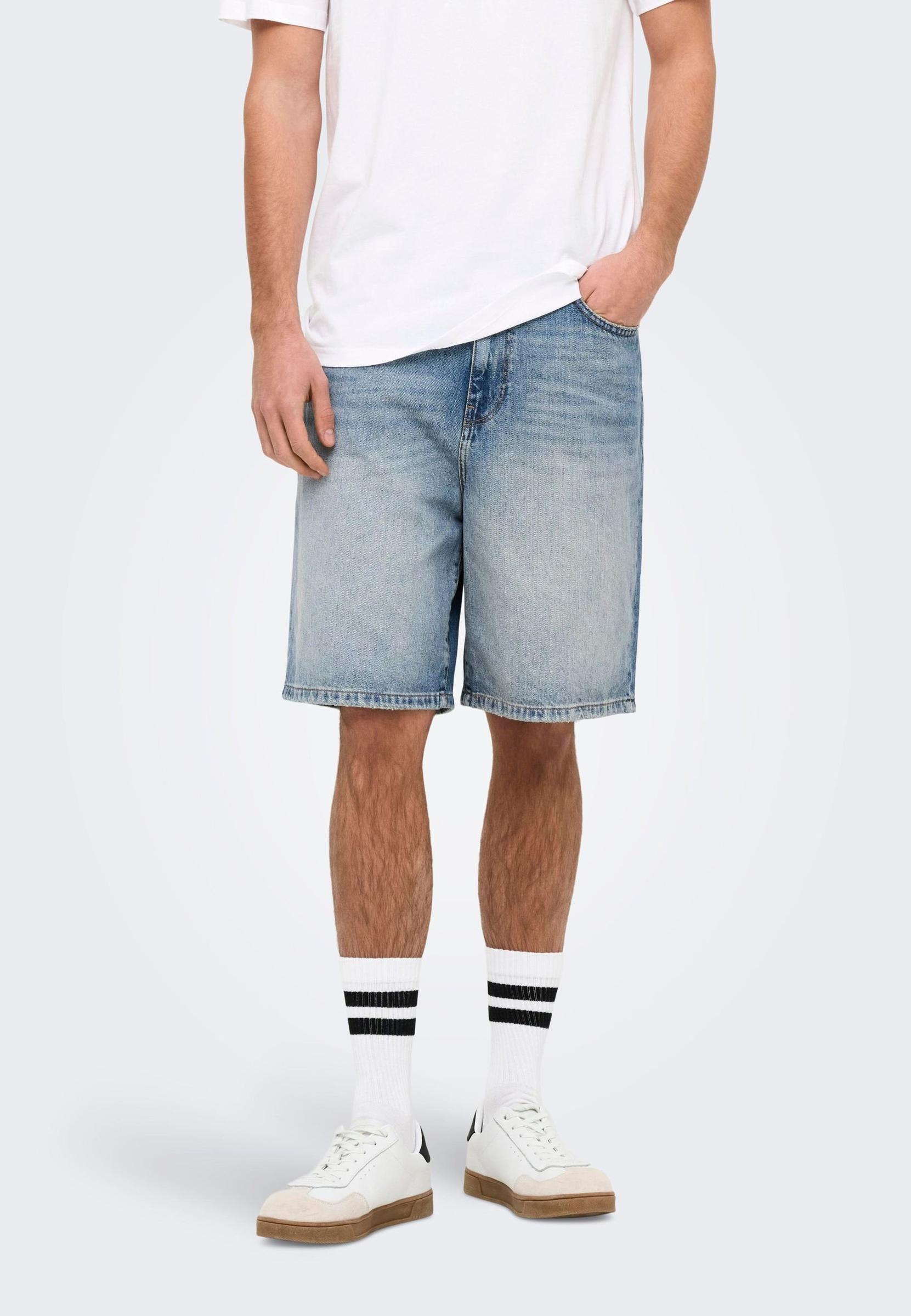 NIEBIESKIE SPODENKI JEANS