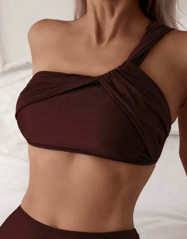 GÓRA OD BIKINI