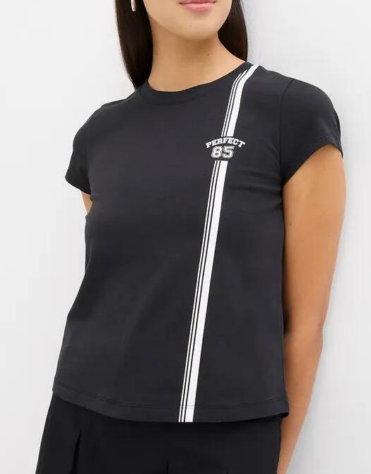 BAWEŁNIANY T-SHIRT DAMSKI Z OKRĄGŁYM DEKOLTEM