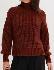 SWETER Z GOLFEM 