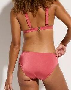 DÓŁ OD BIKINI