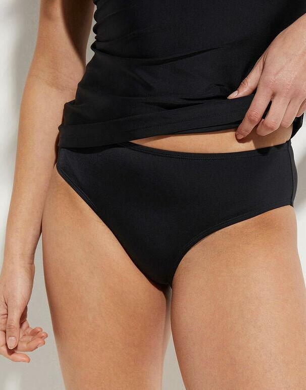 CZARNY DÓŁ OD BIKINI