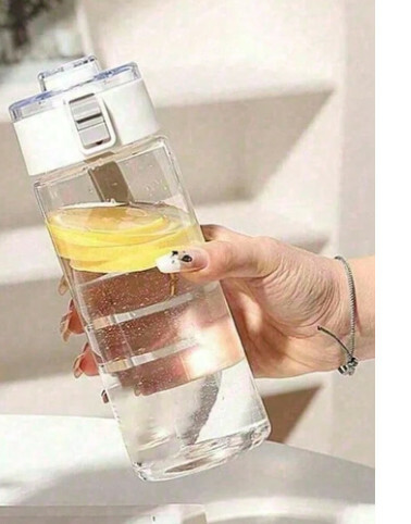PRZEZROCZYSTY BIDON Z ZAMKNIĘCIEM
