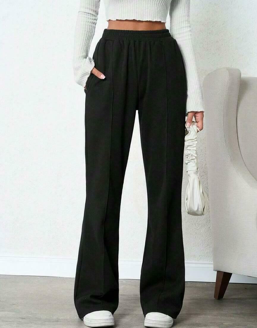 CZARNE SPODNIE PROSTA NOGAWKA 