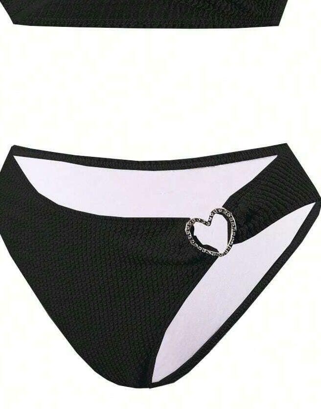 czarny dół od bikini 