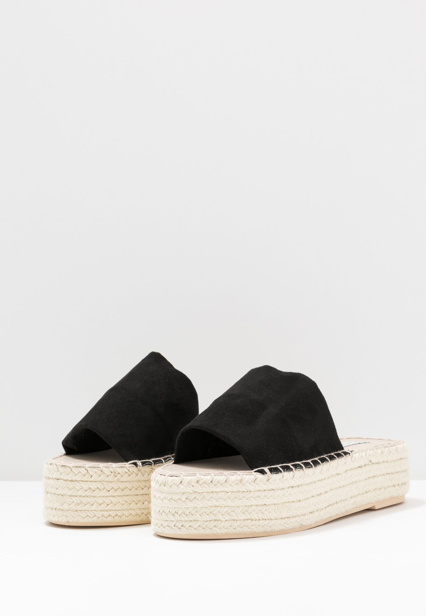 KLAPKI ESPADRYLE