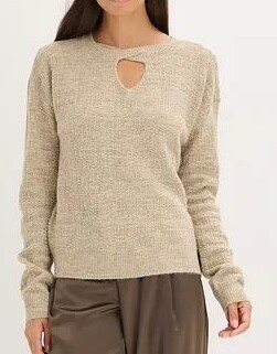 SWETER Z BŁYSZCZĄCĄ NITKĄ