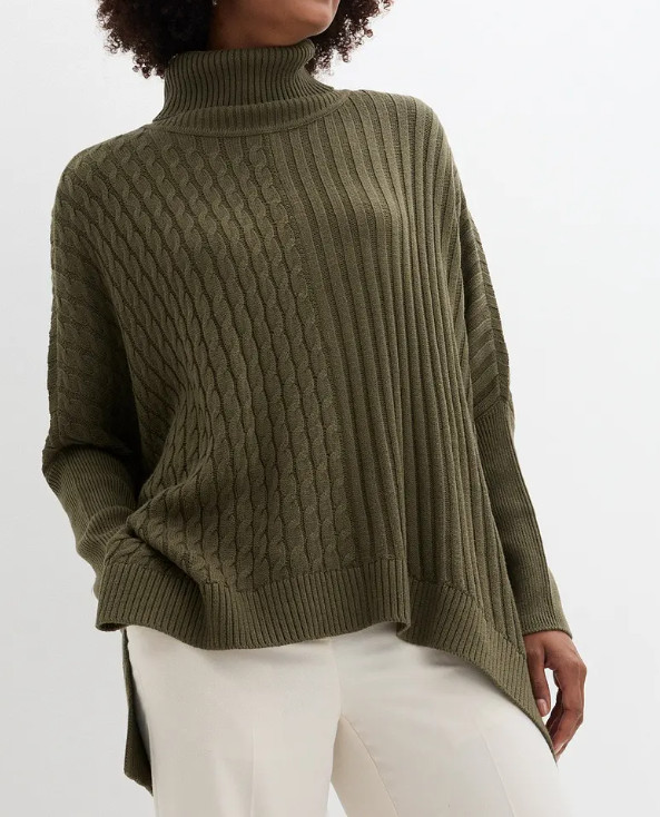 SWETER DAMSKI PLUS SIZE Z GOLFEM