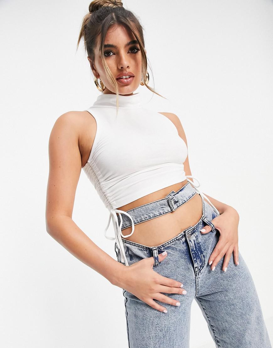 biały gładki CROP TOP MARSZCZENIE