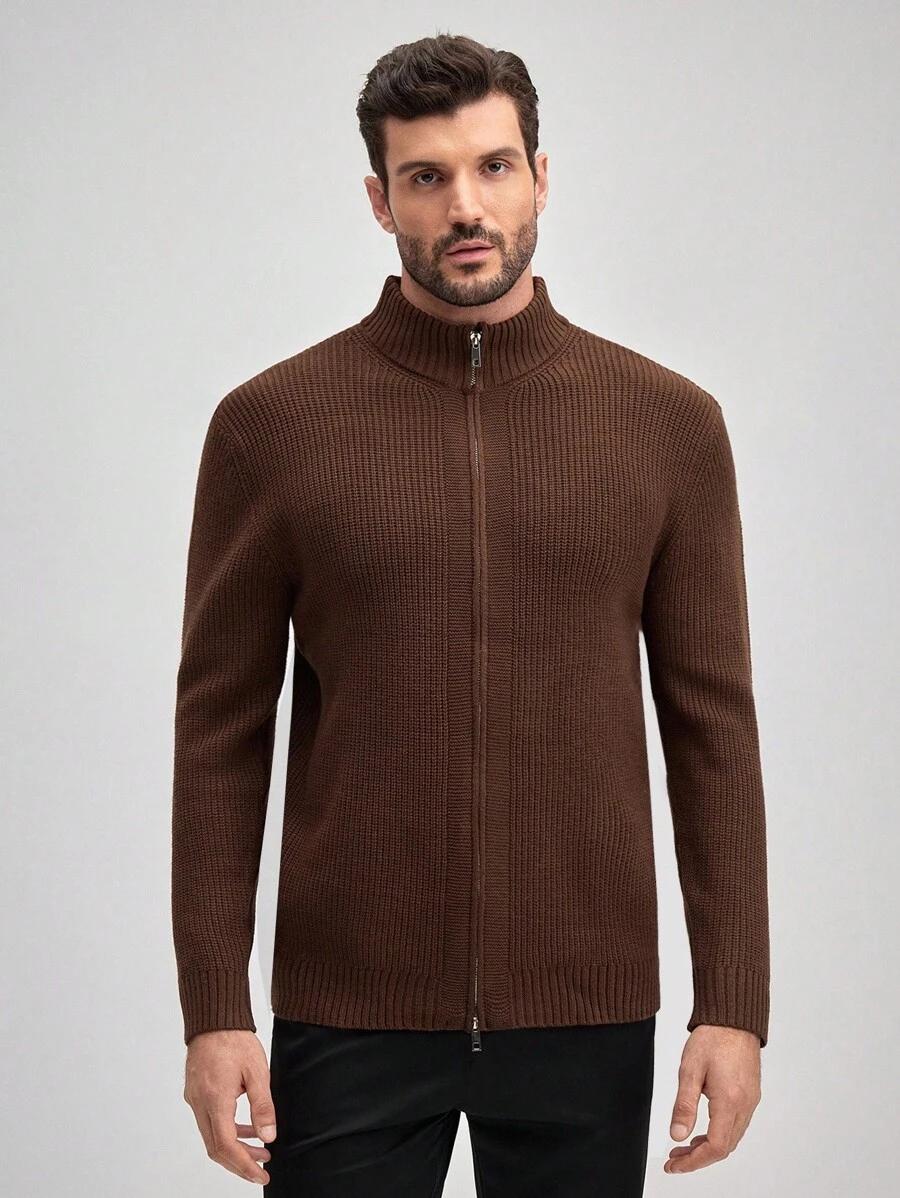 brązowy sweter zamek