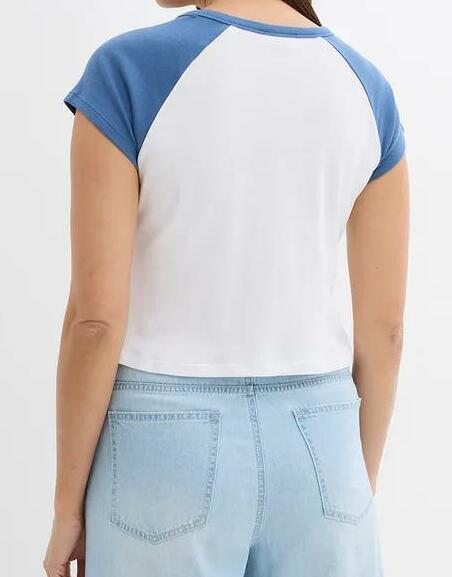 T-SHIRT Z NADRUKIEM