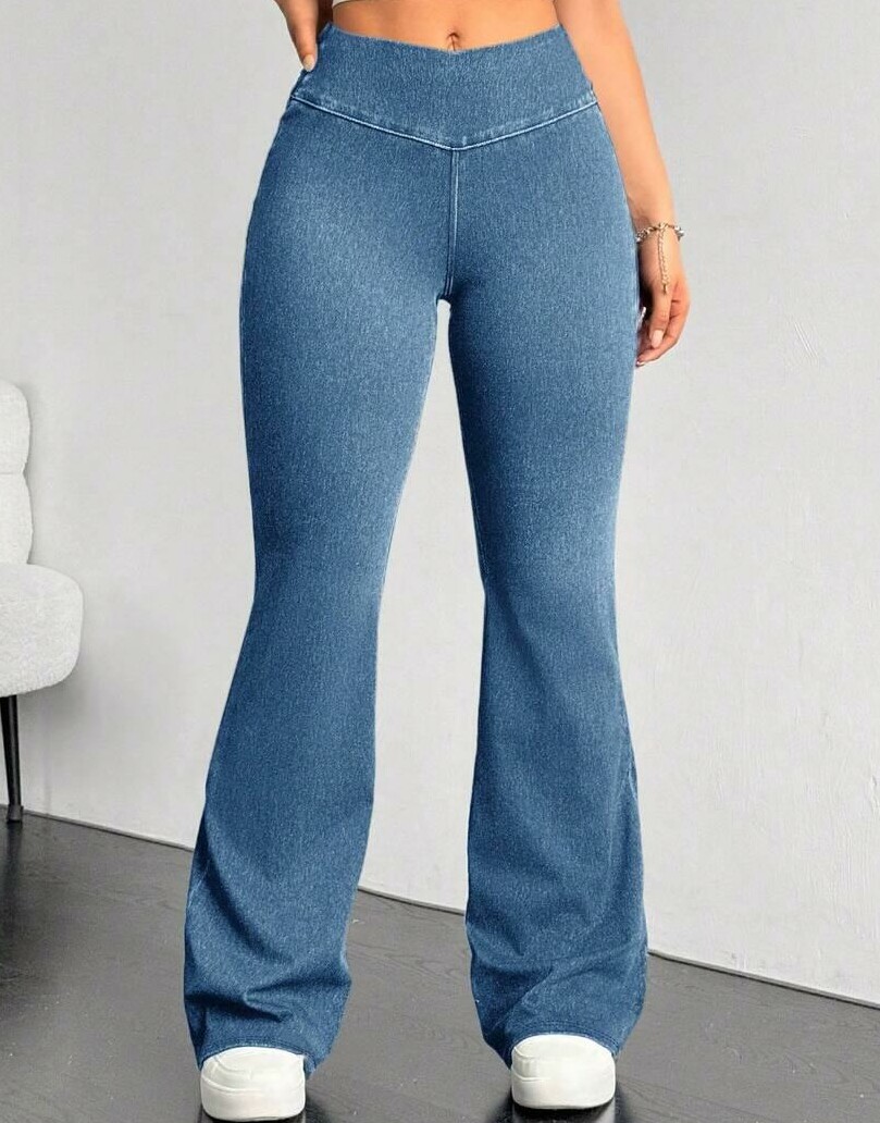 niebieskie spodnie jeans dzwony