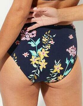 DÓŁ OD BIKINI 