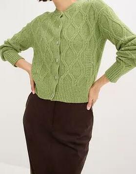 SWETER Z GRUBEJ DZIANINY