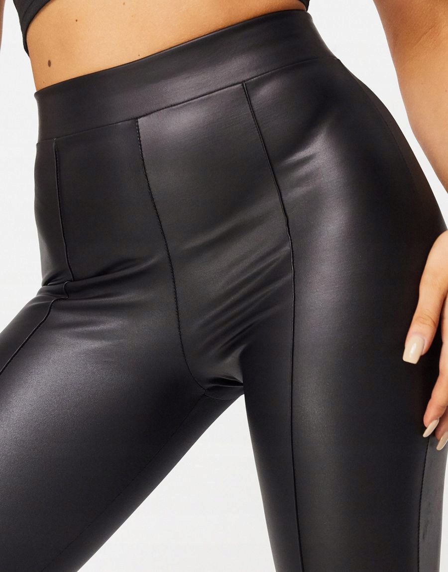 CZARNE WOSKOWANE LEGGINSY