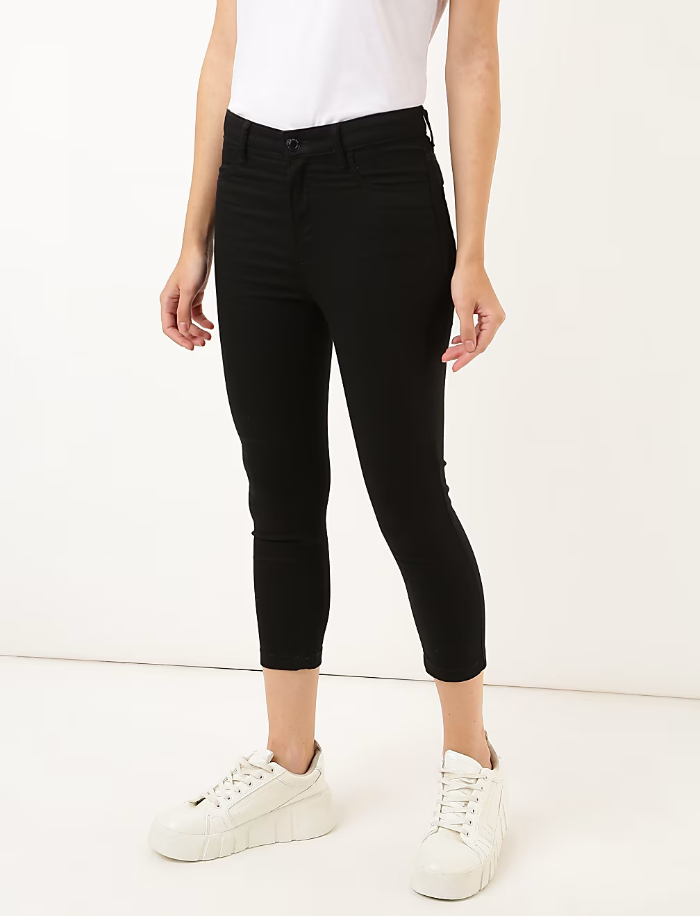 CZARNE SPODNIE RURKIT57-9436K-Y0