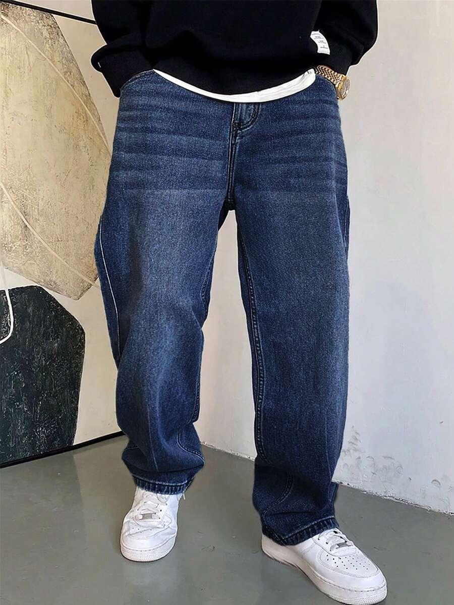 niebieskie spodnie jeans