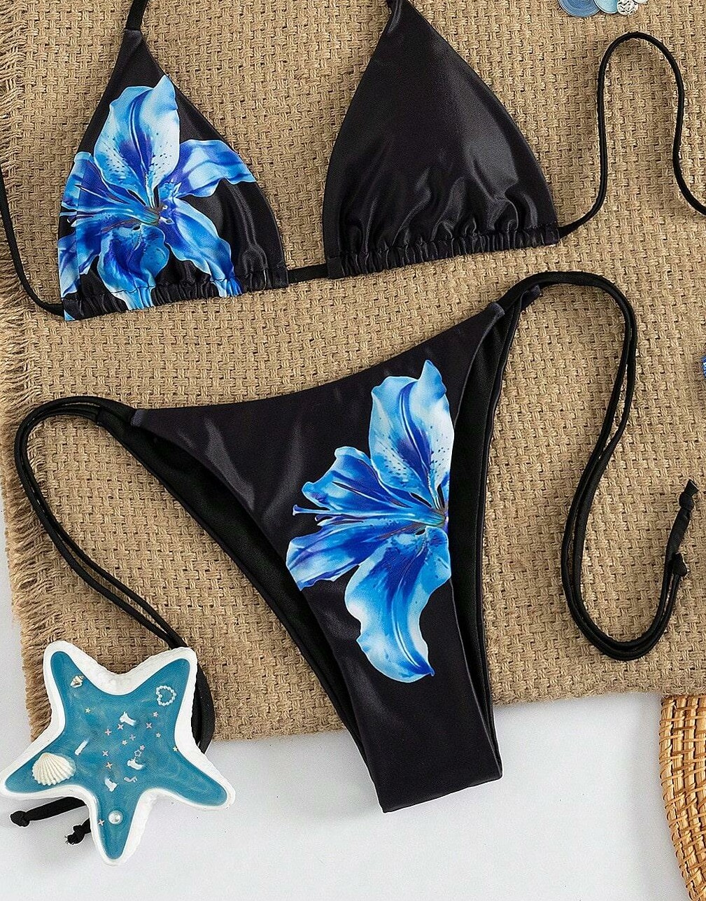DÓŁ OD BIKINI