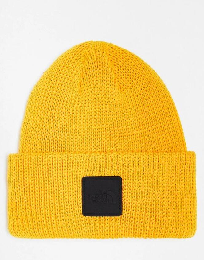 dzianinowa żółta czapka beanie naszywka logo