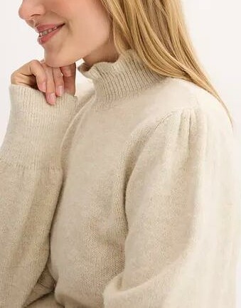 SWETER Z GOLFEM 