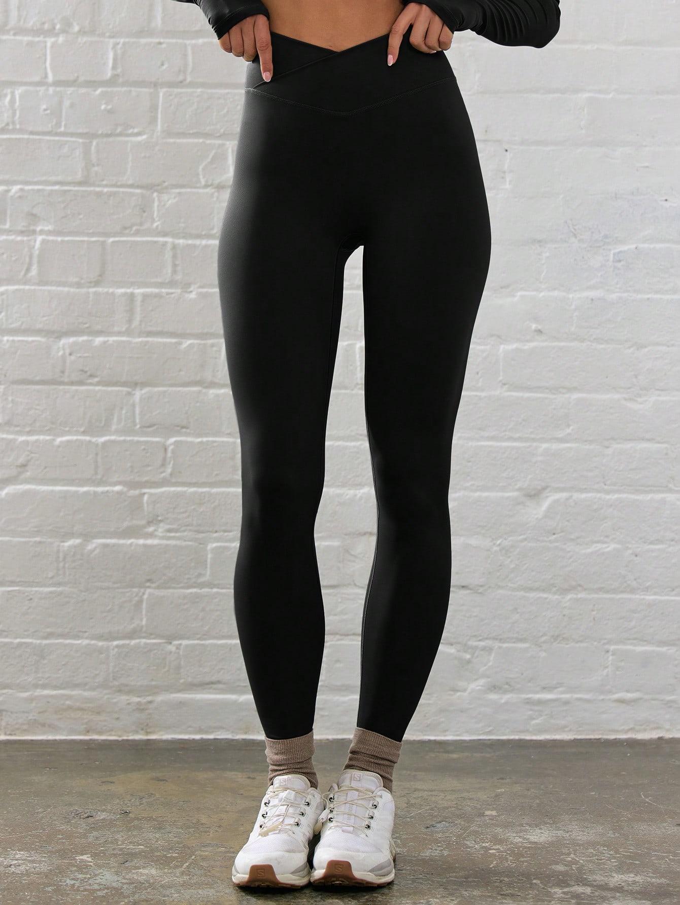 czarne legginsy sportowe 