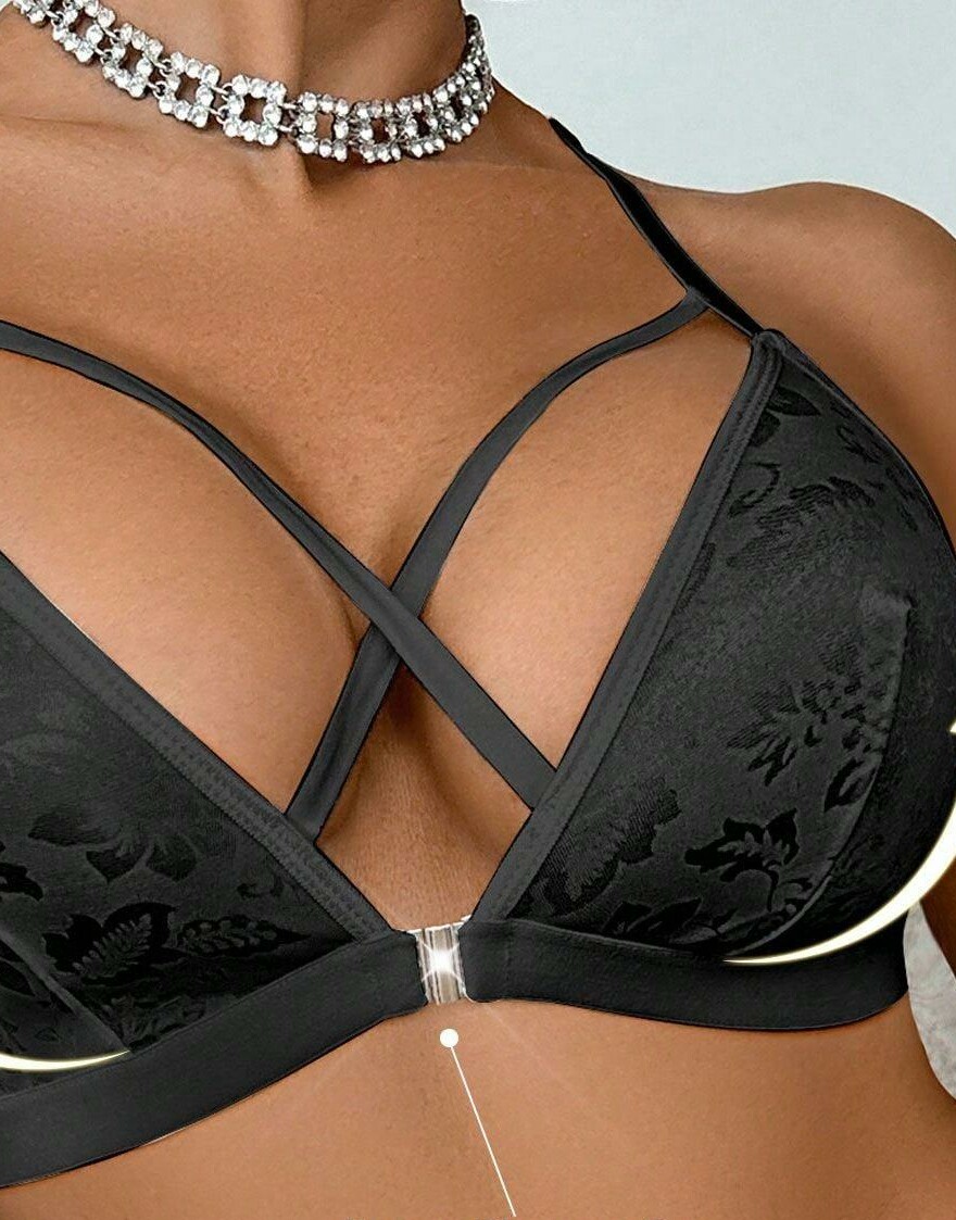 czarny biustonosz kwiaty