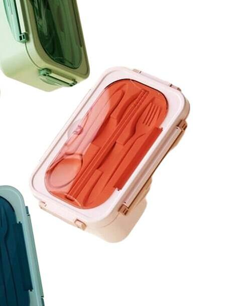 różowe pudełko lunchbox