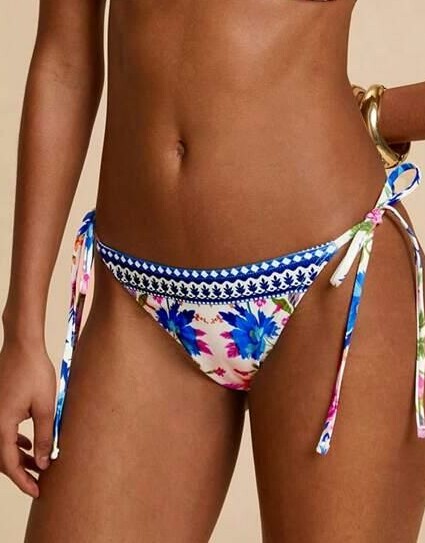 dół od bikini