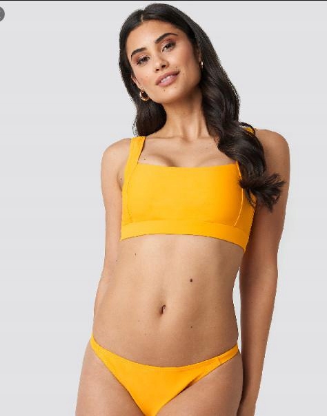 żółta góra od bikini