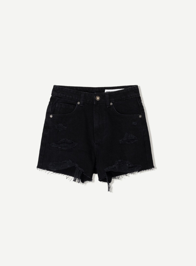 czarne krótkie spodenki ripped jeans