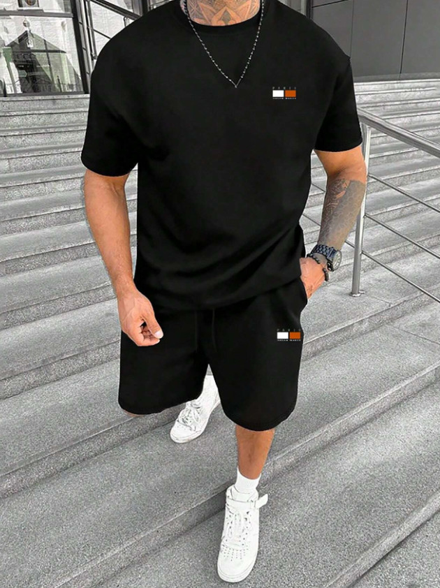 CZARNY KOMPLET T-SHIRT SPODENKI