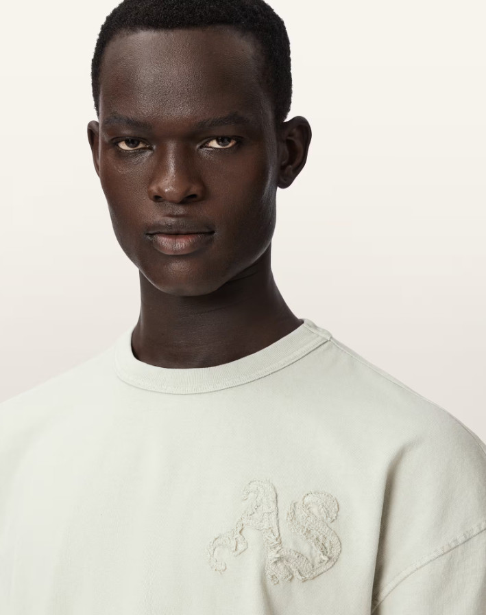 bawełniany zielony t-shirt okrągły dekolt logo haft