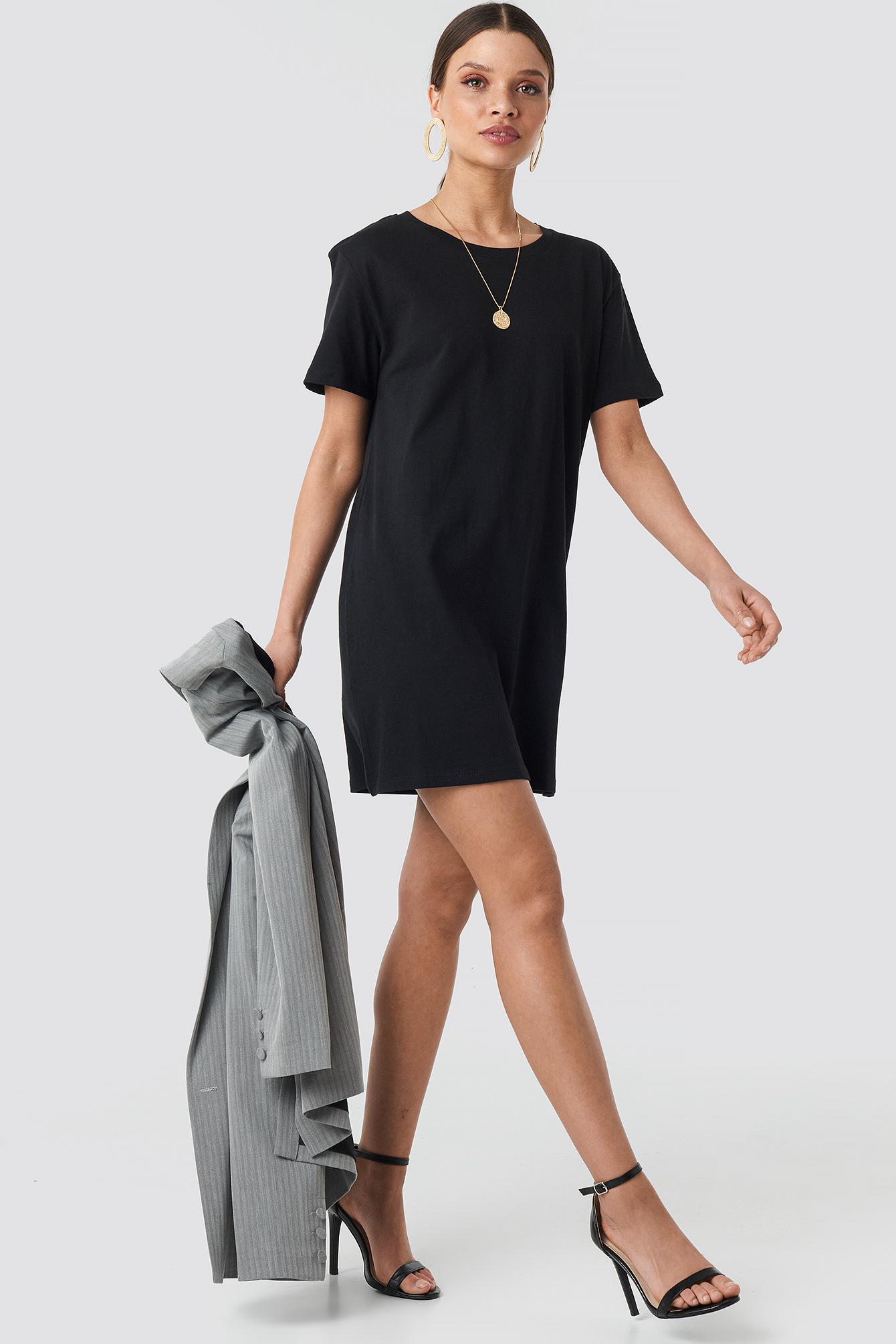 czarna sukienka casual