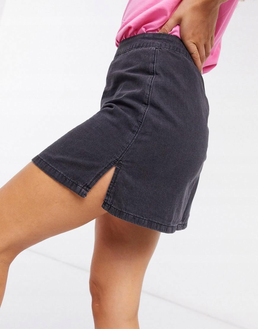 CZARNA MINI SPÓDNICA JEANS
