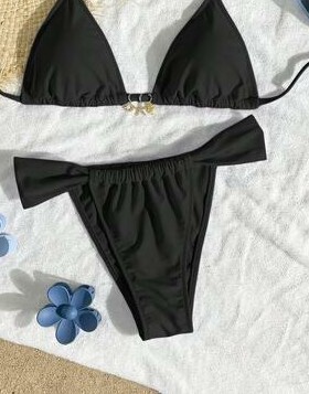 CZARNY DÓŁ OD BIKINI 