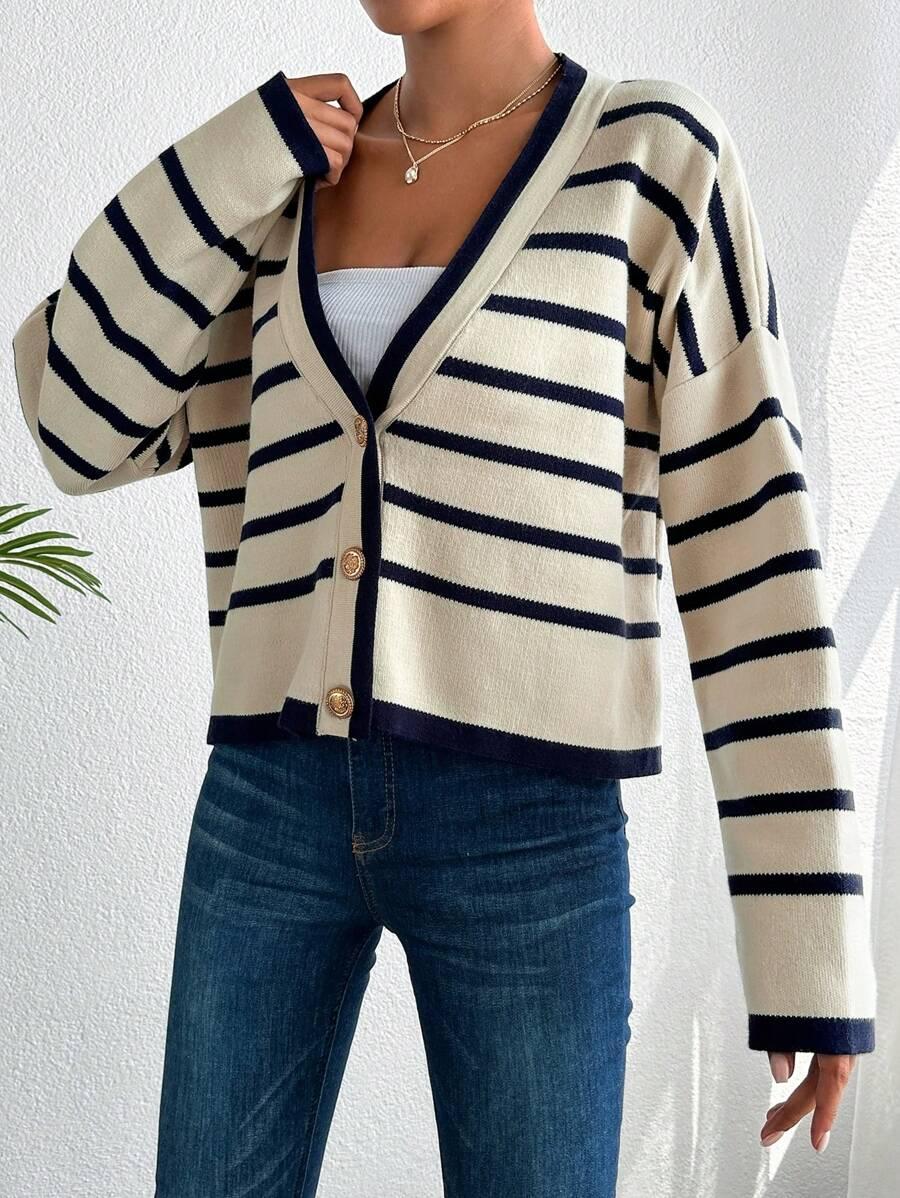 sweter wzór paski