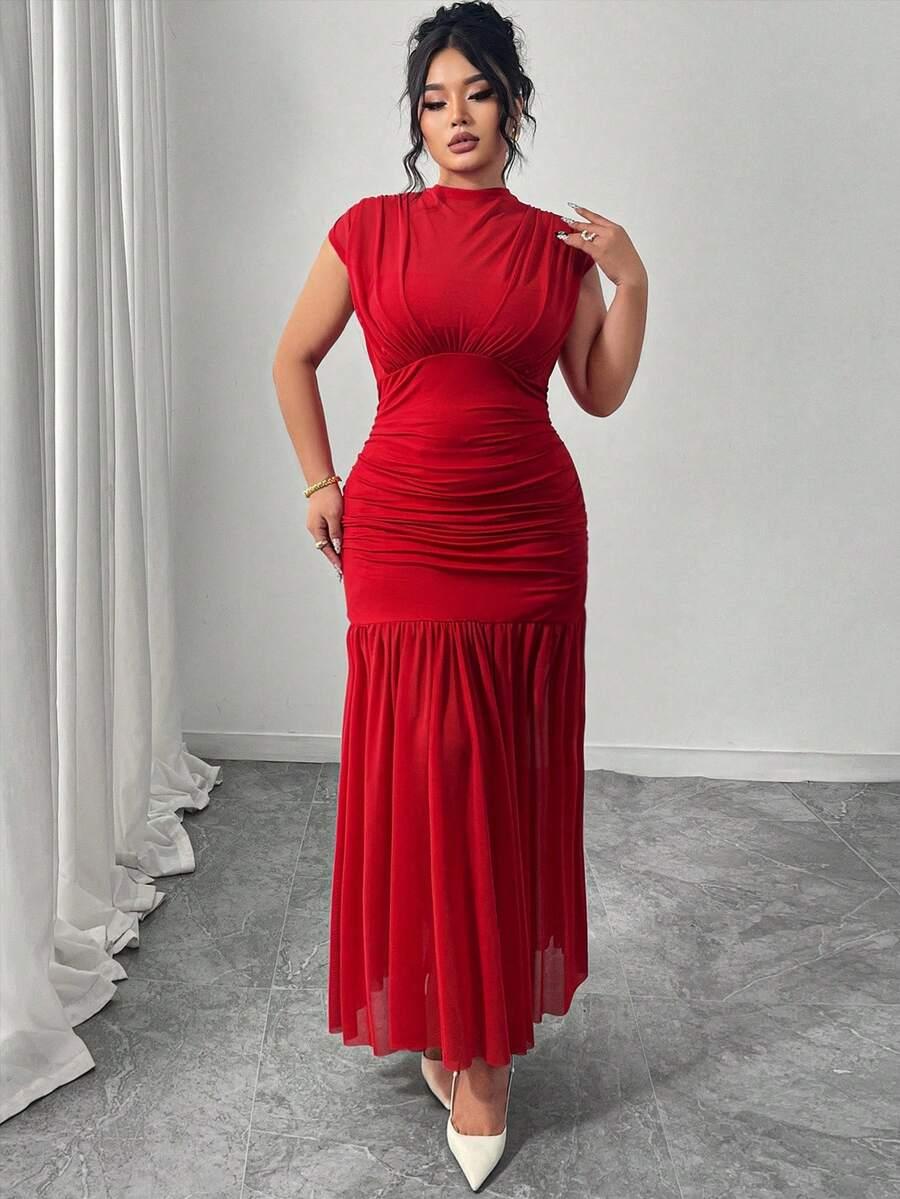 czerwona maxi sukienka