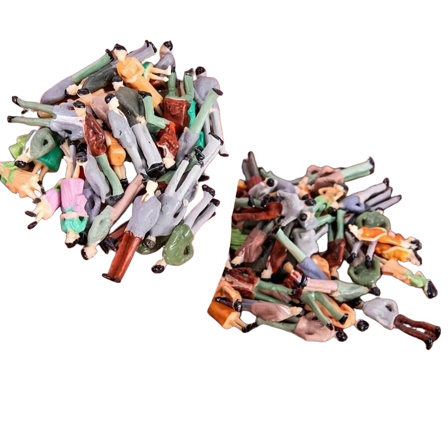 plastikowe figurki 20 sztuk