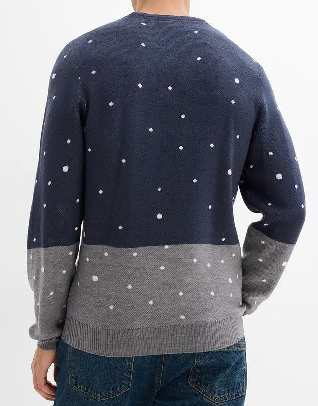 SWETER Z MOTYWEM ŚWIĄTECZNYM