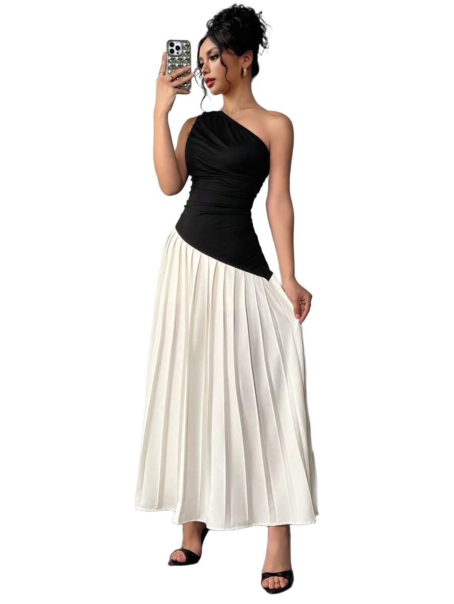 ELEGANCKA SUKIENKA Z PLISOWANIEM