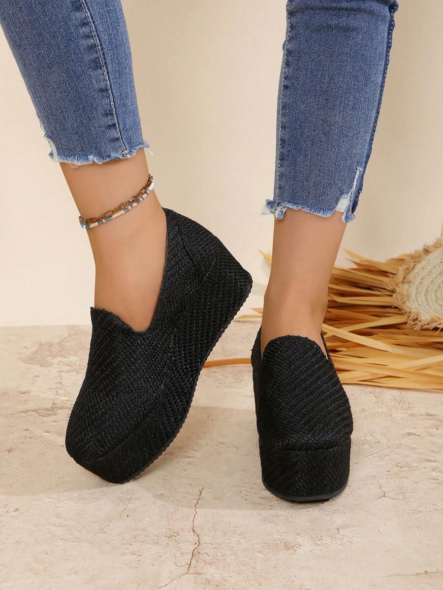 CZARNE ESPADRYLE na Koturnie