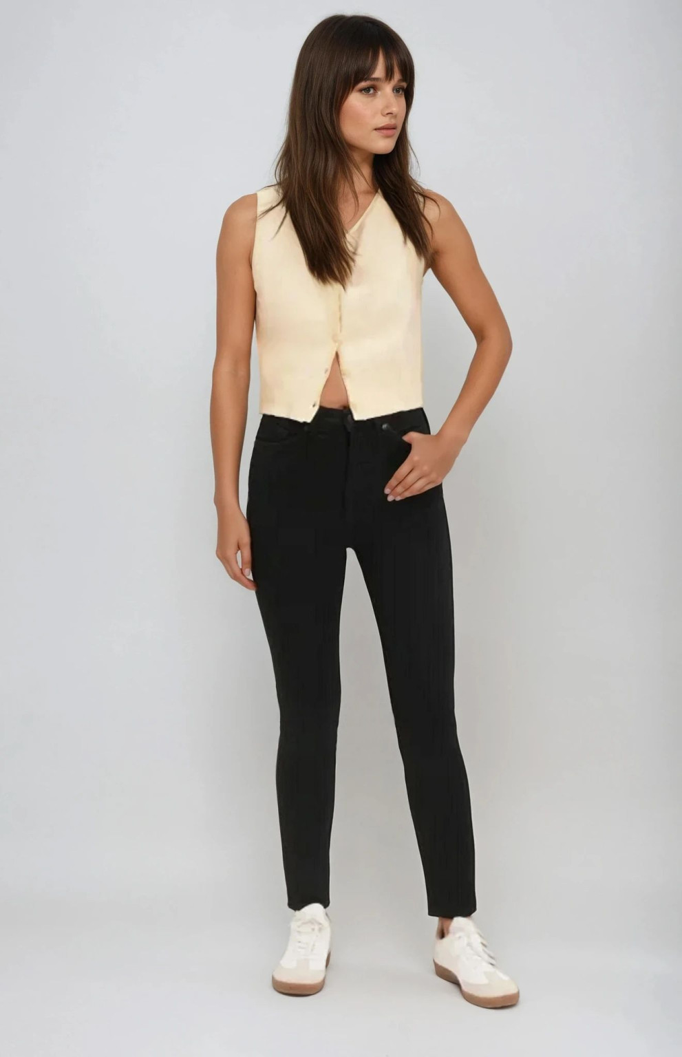 CZARNE SPODNIE RURKI JEANS