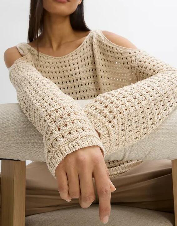 BEŻOWY SWETER AŻUROWY