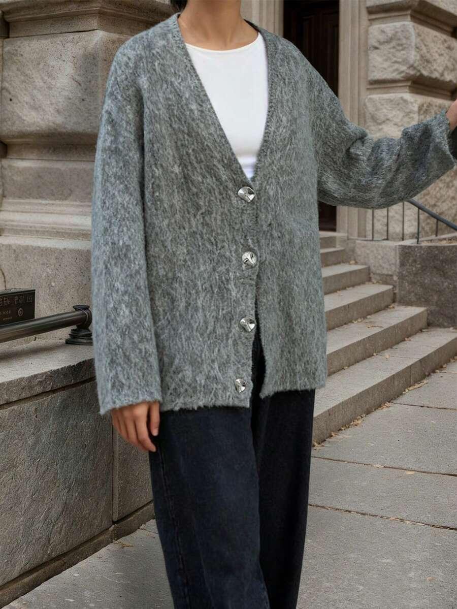 SZARY ROZPIANY SWETER 