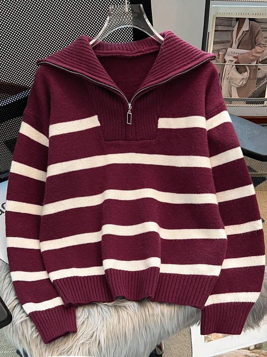 CZERWONY SWETER PASKI ZAMEK