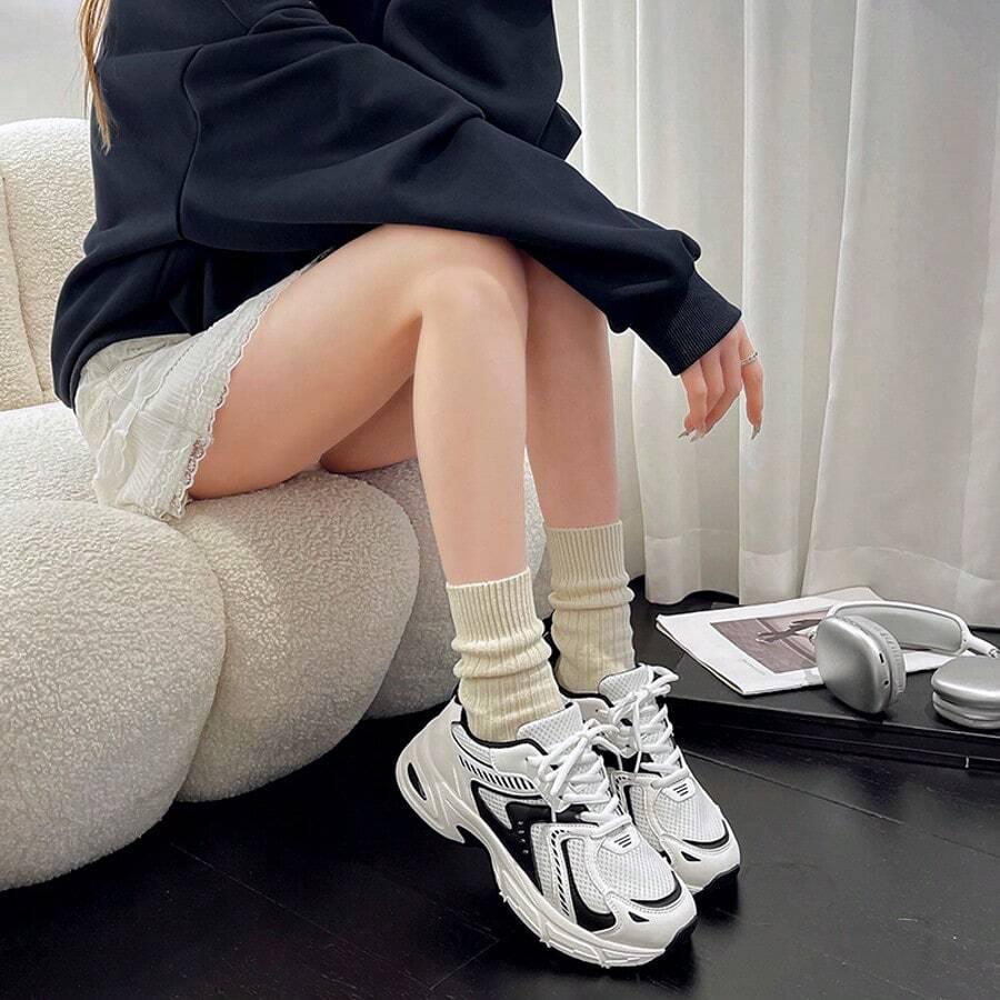 BUTY SPORTOWE SZNUROWANE