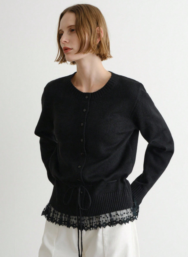 CZARNY SWETER KORONKA